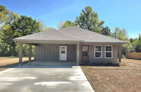 212 Boxtel St, Petal, MS 39465
