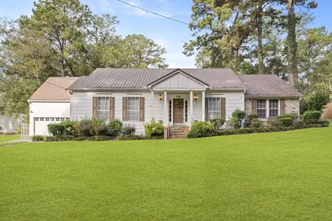 609 Dabbs St, Hattiesburg, MS 39401