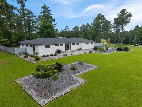 227 Jo Ann Dr, Sumrall, MS 39482