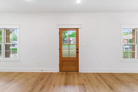 Entry Way - 408 Main St, Purvis, MS 39475 photo 1 of 1