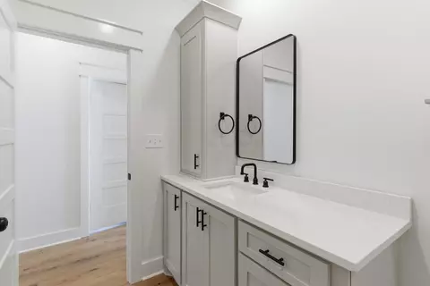 Bath - 408 Main St, Purvis, MS 39475 photo 5 of 5