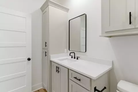Bath - 408 Main St, Purvis, MS 39475 photo 1 of 5