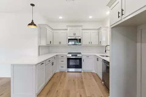 Kitchen - 408 Main St, Purvis, MS 39475 photo 2 of 3