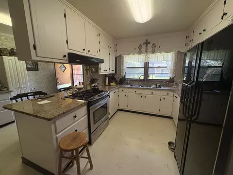 Kitchen - 54 Welborn Rd, Laurel, MS 39443 photo 1 of 2