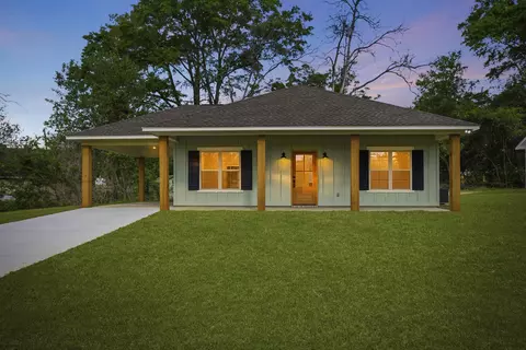 101 Gilmore St, Purvis, MS 39475
