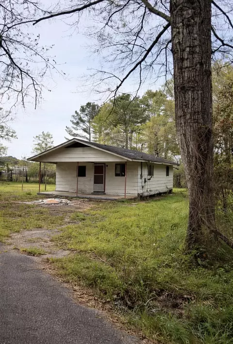 Undisclosed, Hattiesburg, MS 39401