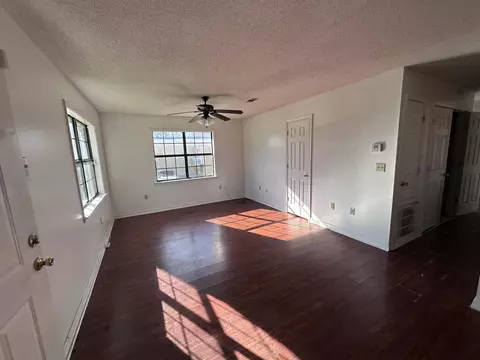 119 Melon St, Laurel, MS 39440 photo 3
