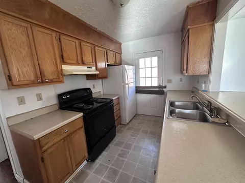 119 Melon St, Laurel, MS 39440 photo 4