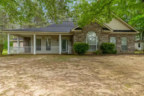 6 Cold Springs Rd, Seminary, MS 39479