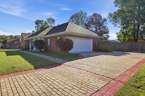 320 White Sand, Florence, MS 39073 photo 3