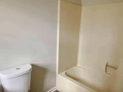 Bath - 713 1st Ave, Purvis, MS 39475 photo 5 of 5