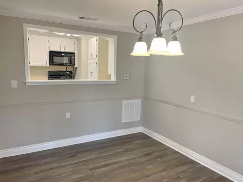 Dining - 713 1st Ave, Purvis, MS 39475 photo 1 of 1