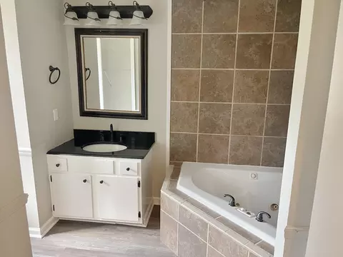 Bath - 713 1st Ave, Purvis, MS 39475 photo 1 of 5