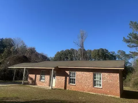 16 Anderson Ln, Foxworth, MS 39483