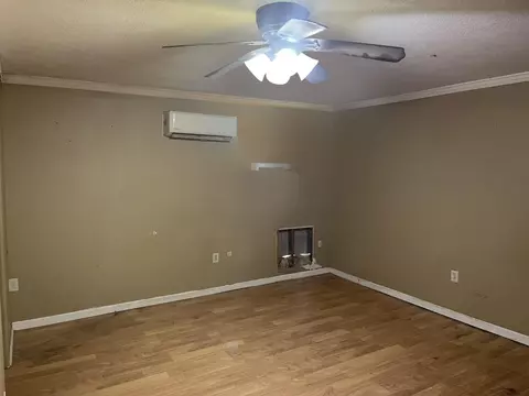 Living - 10 Sunshine, Brooklyn, MS 39425 photo 3 of 3