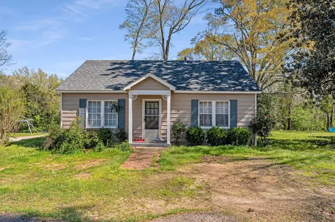 2314 Blount Ave, Prentiss, MS 39474