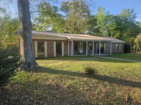 87 Malone Rd, Laurel, MS 39443