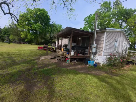 679 Highway 35 S, Sandy Hook, MS 39478 photo 2