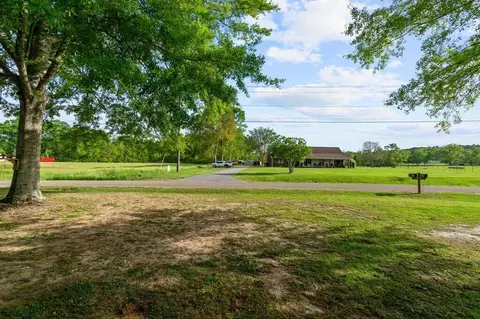 Exterior - 131 Violet Dr, Laurel, MS 39443 photo 3 of 17