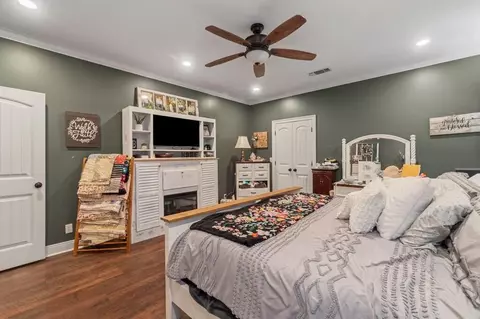 Bedroom - 131 Violet Dr, Laurel, MS 39443 photo 3 of 5