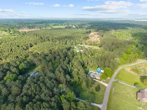 131 Violet Dr, Laurel, MS 39443