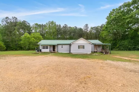810 Osborn Moody Rd, Poplarville, MS 39470