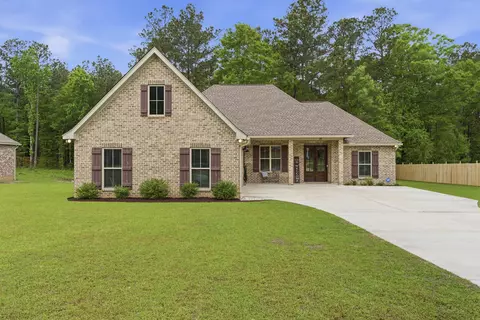 35 Wilson Rd, Hattiesburg, MS 39402