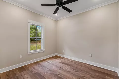 Bedroom - 6 Millie Lott Rd, Sumrall, MS 39482 photo 6 of 9