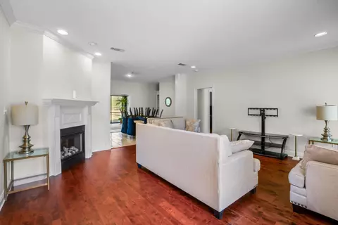 Living - 407 Maple Dr, Petal, MS 39465 photo 1 of 2