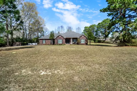 Exterior - 407 Maple Dr, Petal, MS 39465 photo 9 of 11