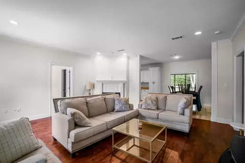 Living - 407 Maple Dr, Petal, MS 39465 photo 2 of 2