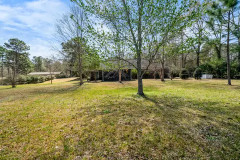 Exterior - 407 Maple Dr, Petal, MS 39465 photo 4 of 11