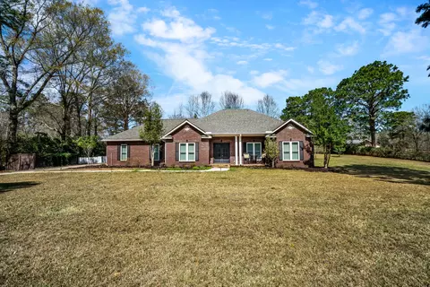 Exterior - 407 Maple Dr, Petal, MS 39465 photo 11 of 11