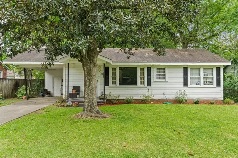 305 E 4th Ave, Petal, MS 39465