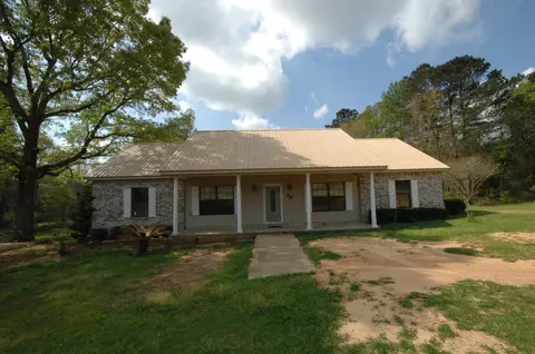 38 Mt Olive, Tylertown, MS 39667