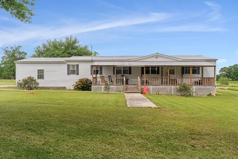 59 Waller Pittman Dr, Waynesboro, MS 39367