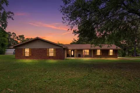 3 Billy Craft Rd, Laurel, MS 39443