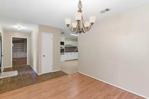 Dining - 3 Billy Craft Rd, Laurel, MS 39443 photo 1 of 1