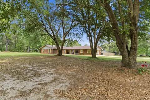 Exterior - 3 Billy Craft Rd, Laurel, MS 39443 photo 3 of 14
