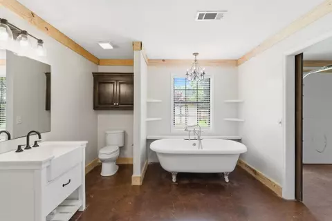 Bath - 3 Billy Craft Rd, Laurel, MS 39443 photo 6 of 6