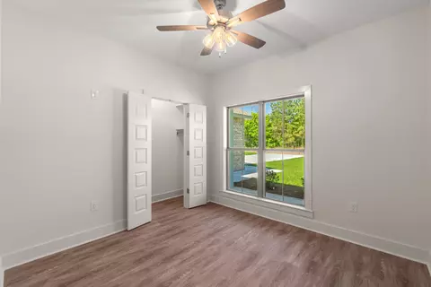Bedroom - 68 Ratcliff Rd, Sumrall, MS 39482 photo 6 of 7