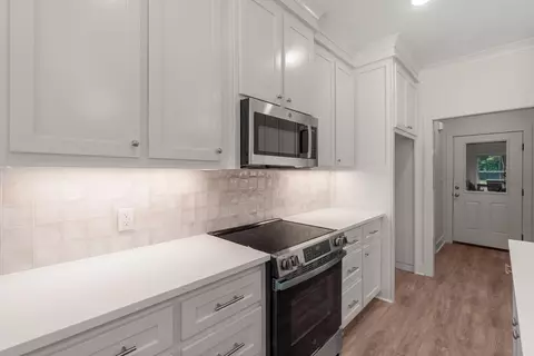 Entry Way - 68 Ratcliff Rd, Sumrall, MS 39482 photo 1 of 3