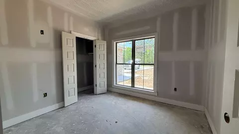 Bedroom - 68 Ratcliff Rd, Sumrall, MS 39482 photo 3 of 3