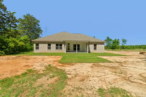 Exterior - 68 Ratcliff Rd, Sumrall, MS 39482 photo 3 of 9