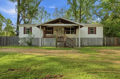 614 Jones Ln, Columbia, MS 39429