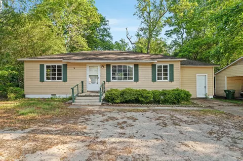713 Myrtle St, Hattiesburg, MS 39401