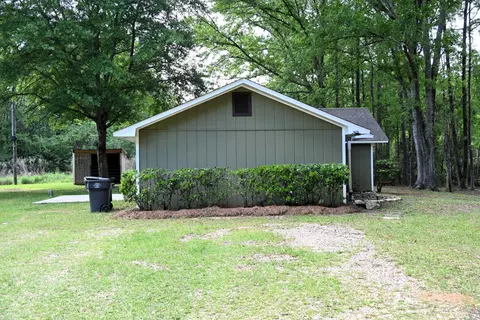 Exterior - 713 Nobles, Sumrall, MS 39482 photo 6 of 10