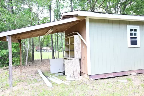 Exterior - 713 Nobles, Sumrall, MS 39482 photo 10 of 10