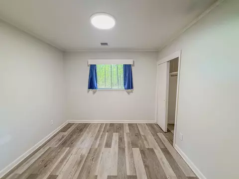 Bedroom - 6202 Us 11, Purvis, MS 39475 photo 6 of 7