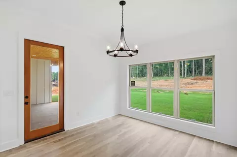 Dining - 182 A D Mclendon, Mendenhall, MS 39114 photo 2 of 2